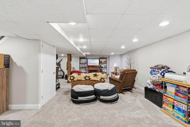 703 E BUTLER AVE, Vineland, NJ 08361