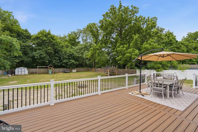 703 E BUTLER AVE, Vineland, NJ 08361