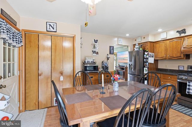 703 E BUTLER AVE, Vineland, NJ 08361