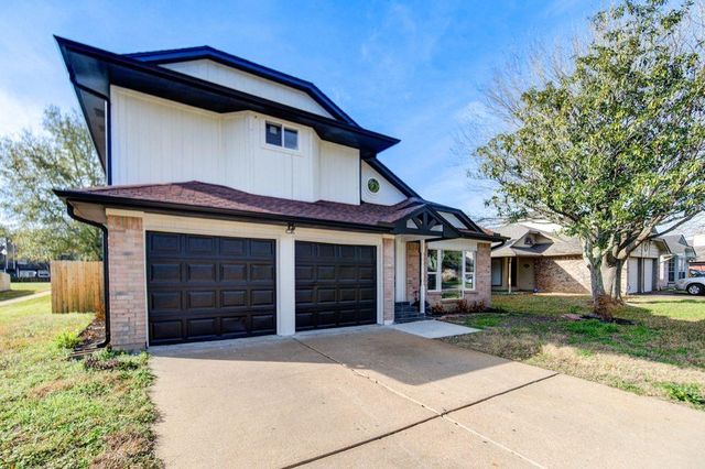 19403 Lake Hollow Lane, Houston, TX 77084