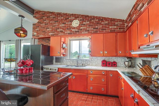7653 ROUTE 25, Gratz, PA 17030