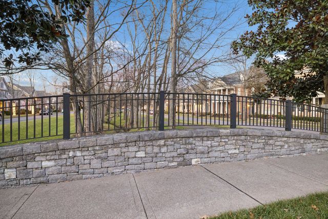 102 Pearl St, Franklin, TN 37064