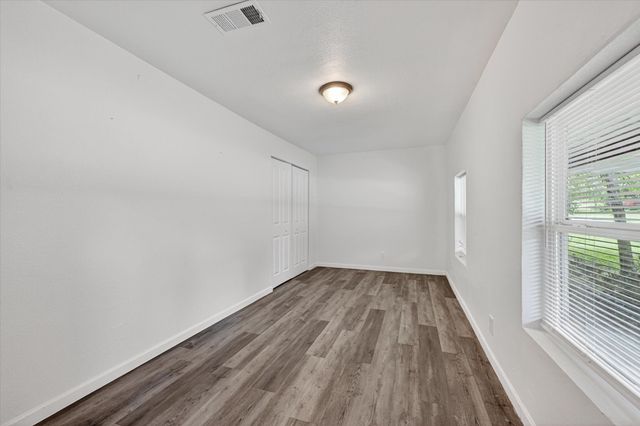 2833 Scruggs Park Drive, Richland Hills, TX 76118
