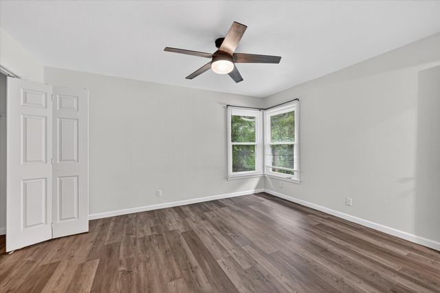 2833 Scruggs Park Drive, Richland Hills, TX 76118