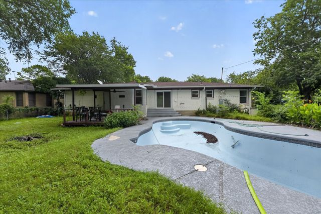 2833 Scruggs Park Drive, Richland Hills, TX 76118