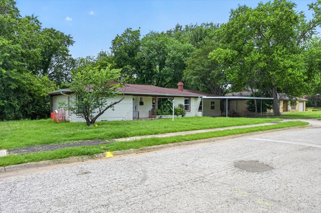 2833 Scruggs Park Drive, Richland Hills, TX 76118