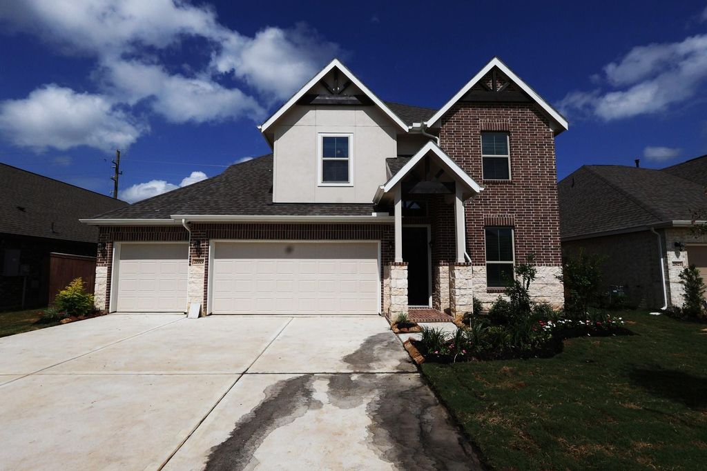 21919 Pecan Buff Drive, Waller, TX 77484