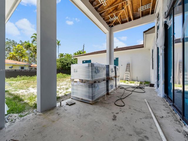 8275 SW 93rd St, Miami, FL 33156