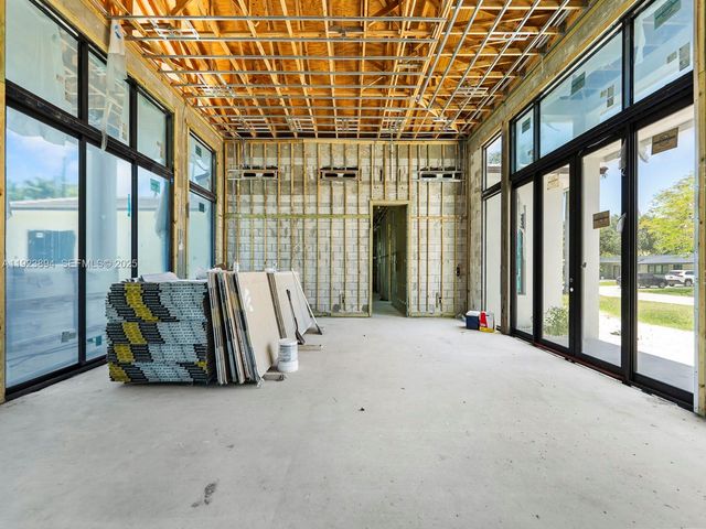 8275 SW 93rd St, Miami, FL 33156