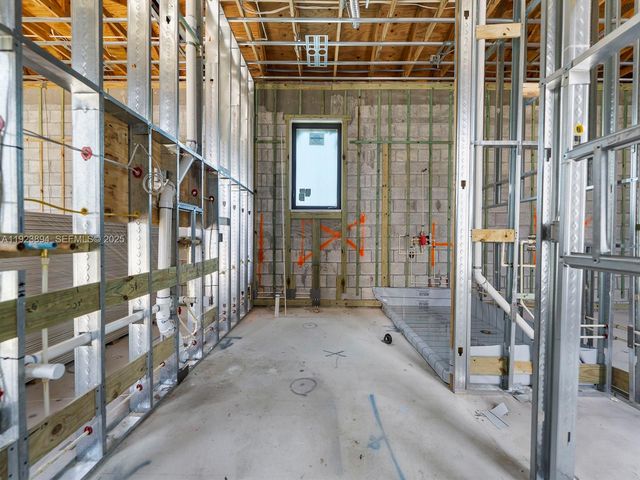 8275 SW 93rd St, Miami, FL 33156