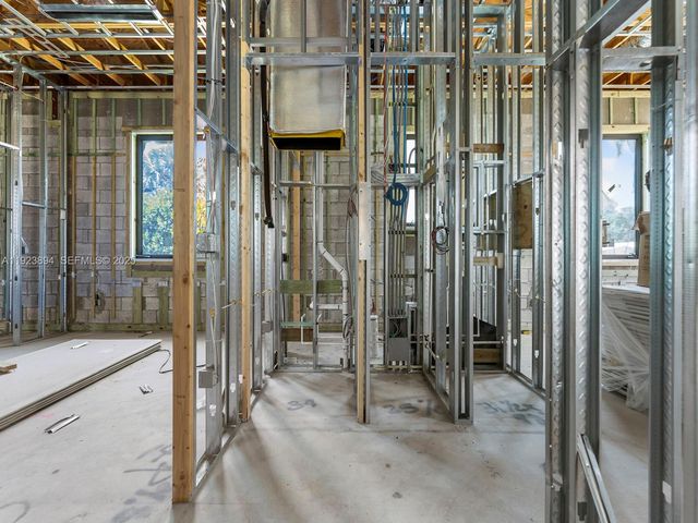 8275 SW 93rd St, Miami, FL 33156