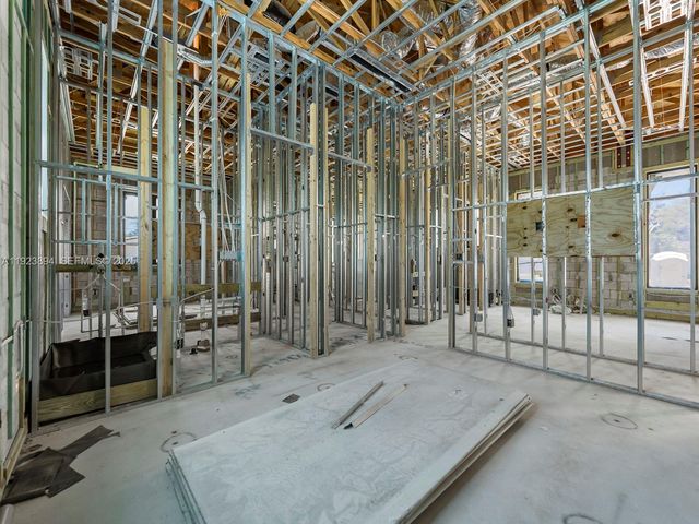 8275 SW 93rd St, Miami, FL 33156