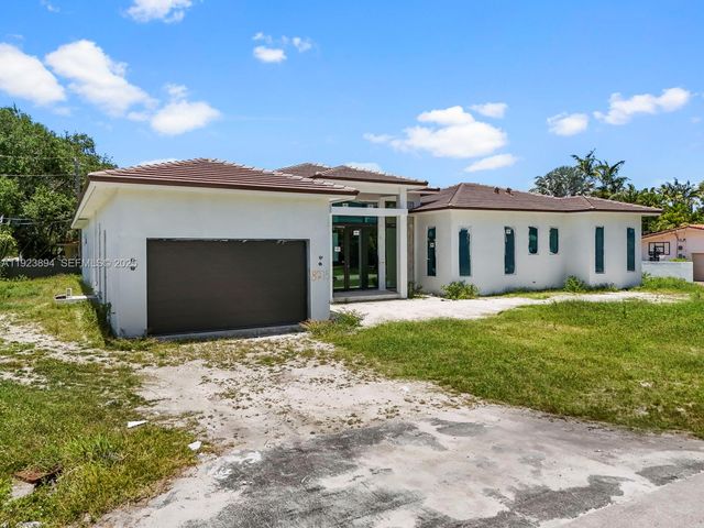 8275 SW 93rd St, Miami, FL 33156