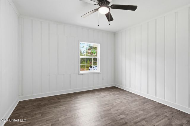 215 Windsor Drive, Jackson, MS 39209