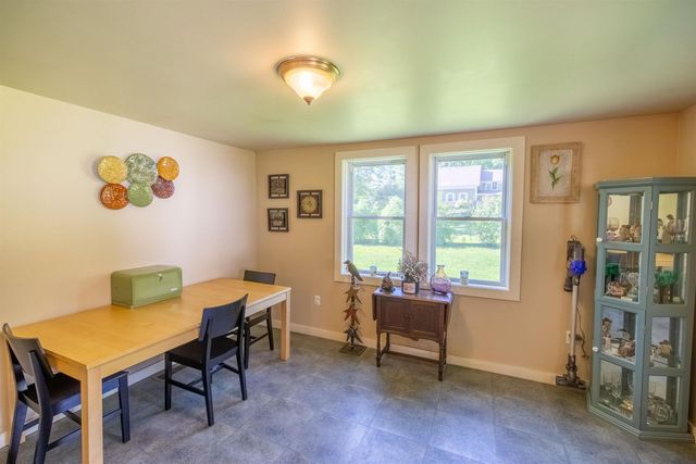 83 Tamworth Road, Tamworth, NH 03886