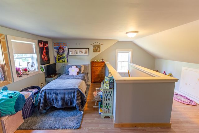 83 Tamworth Road, Tamworth, NH 03886