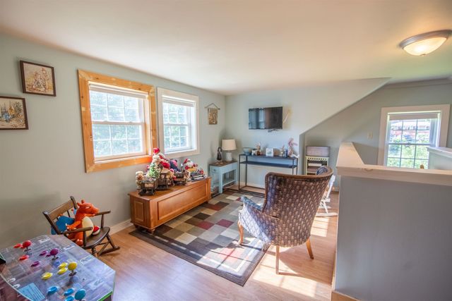 83 Tamworth Road, Tamworth, NH 03886
