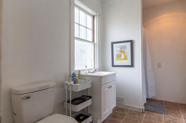 83 Tamworth Road, Tamworth, NH 03886