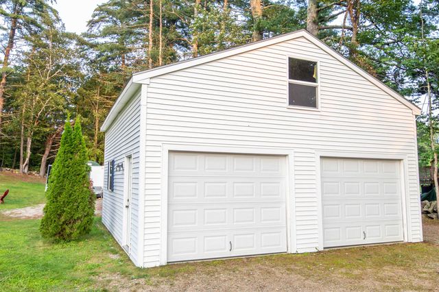 83 Tamworth Road, Tamworth, NH 03886