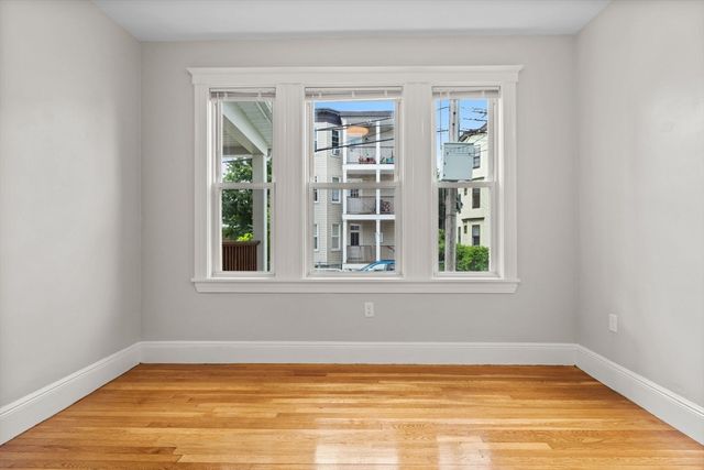 128 Capen 2, Boston, MA 02124