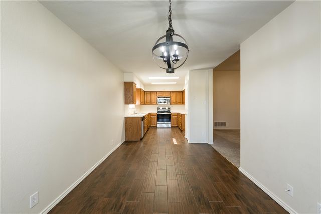 313 Pear Tree Place, Denton, TX 76207