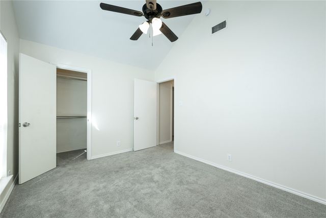 313 Pear Tree Place, Denton, TX 76207