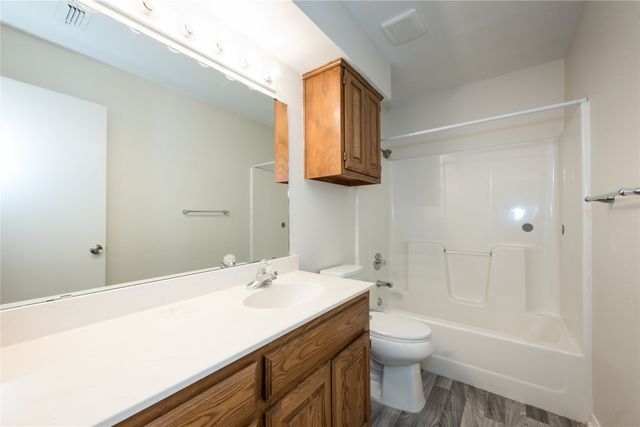 313 Pear Tree Place, Denton, TX 76207