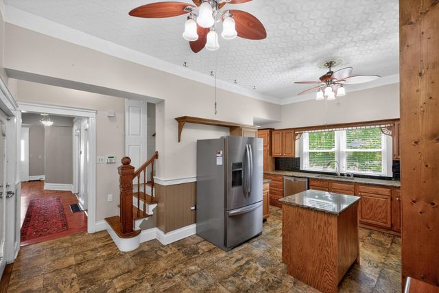 382 S Main Street, Winchester, KY 40391
