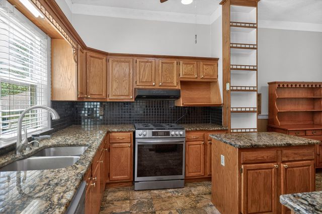 382 S Main Street, Winchester, KY 40391