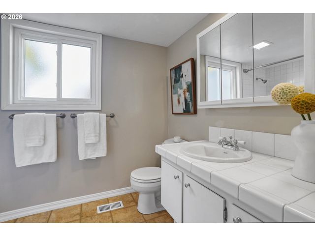 1615 Sw 132ND Ave, Beaverton, OR 97005