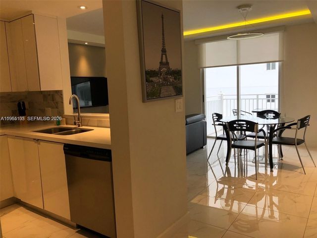 185 SE 14th Ter 2001, Miami, FL 33131