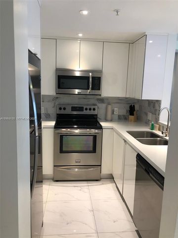 185 SE 14th Ter 2001, Miami, FL 33131