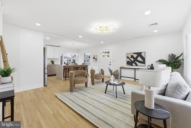 11 BIRDSEYE LN, Willingboro, NJ 08046