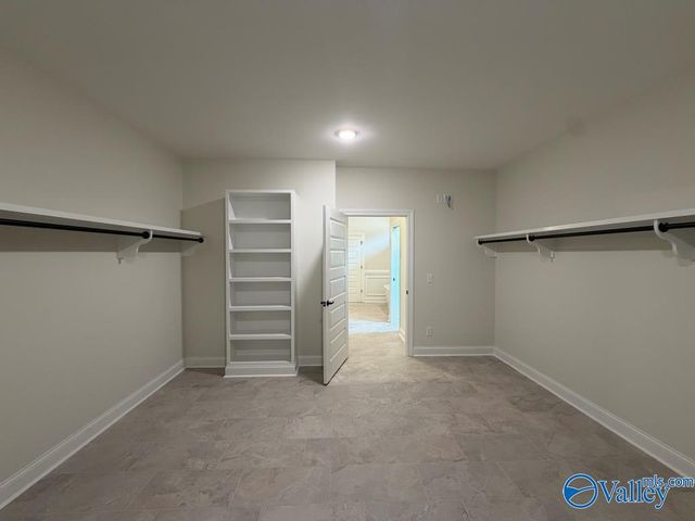 13607 Coldstream Way, Athens, AL 35611