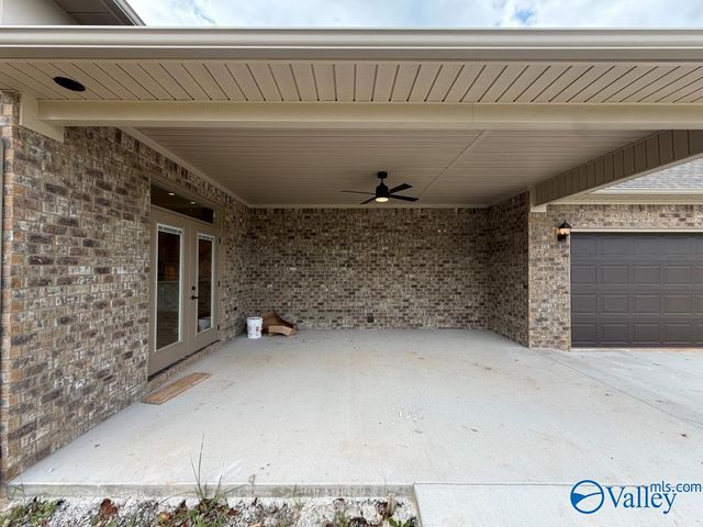 13607 Coldstream Way, Athens, AL 35611