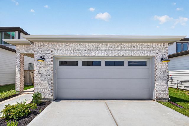 704 Sonfield Drive, Stafford, TX 77477