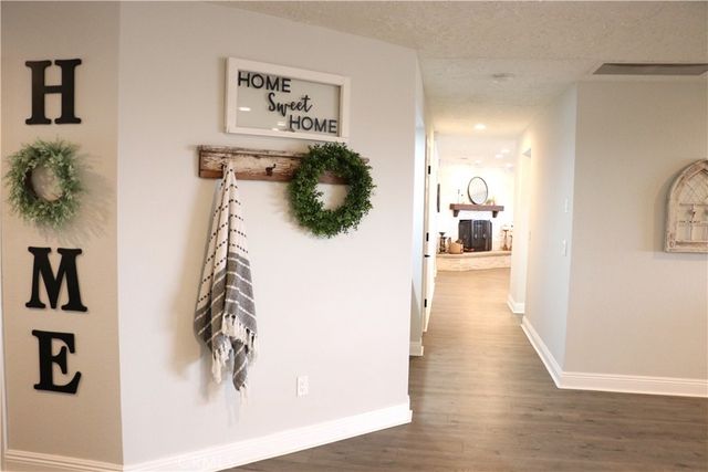 16324 Crown Valley, Apple Valley, CA 92307