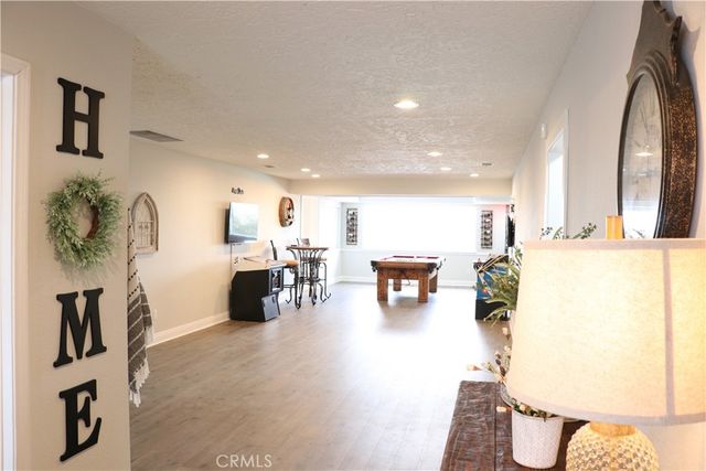 16324 Crown Valley, Apple Valley, CA 92307