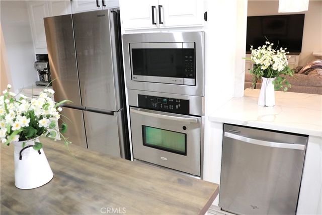 16324 Crown Valley, Apple Valley, CA 92307