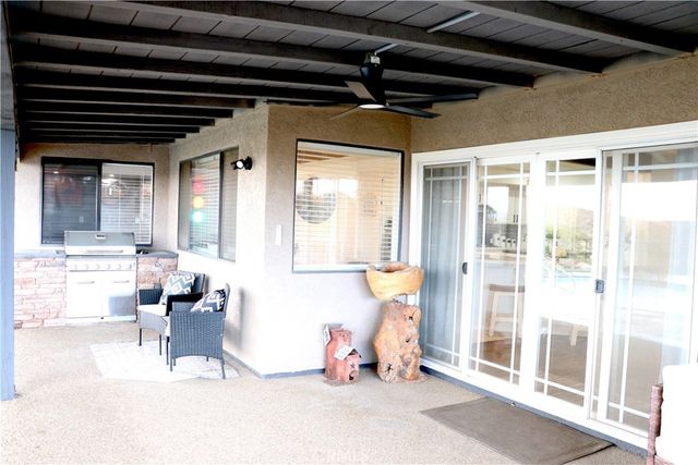 16324 Crown Valley, Apple Valley, CA 92307