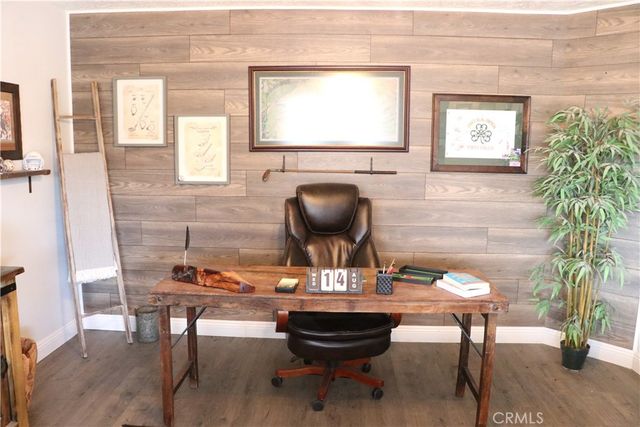 16324 Crown Valley, Apple Valley, CA 92307