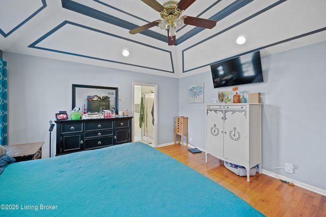 6803 Brighton Springs Ln, Louisville, KY 40291