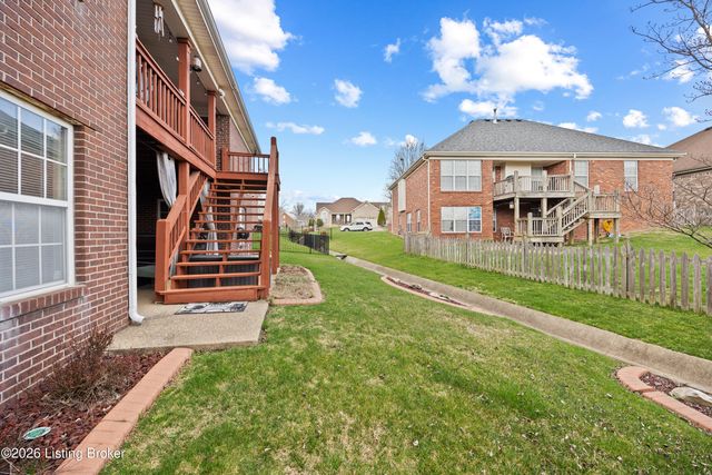 6803 Brighton Springs Ln, Louisville, KY 40291