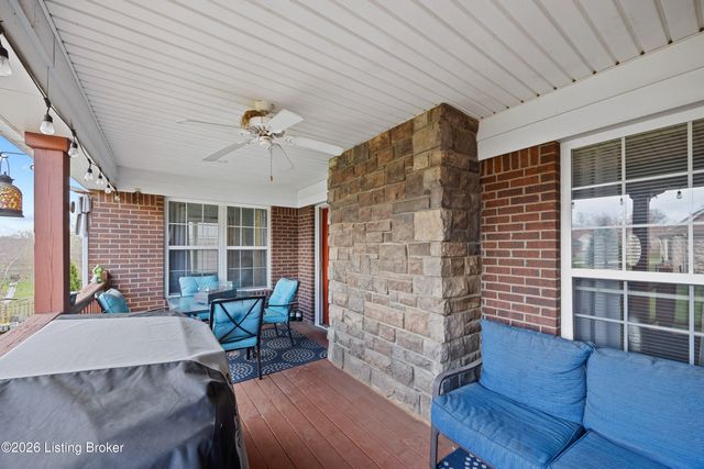 6803 Brighton Springs Ln, Louisville, KY 40291