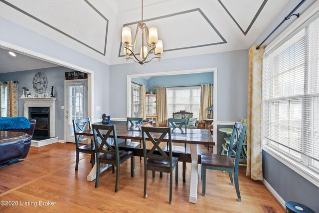 6803 Brighton Springs Ln, Louisville, KY 40291