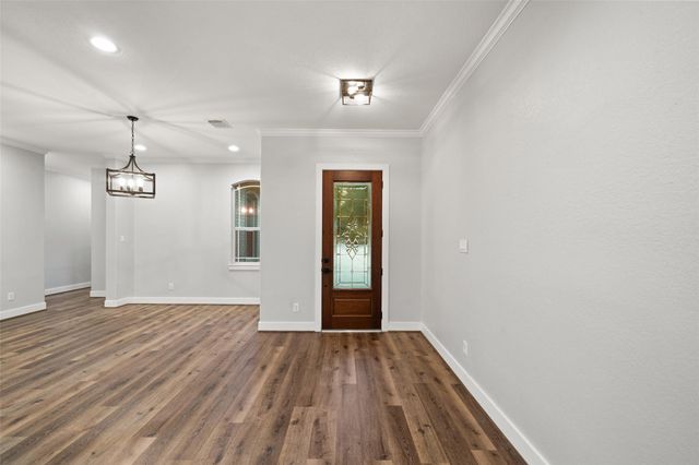 13601 Falcon Court, Montgomery, TX 77356
