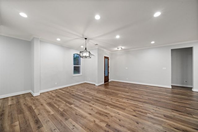 13601 Falcon Court, Montgomery, TX 77356