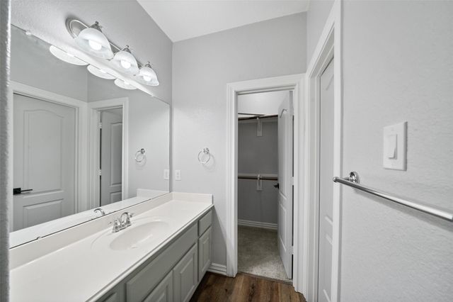 13601 Falcon Court, Montgomery, TX 77356