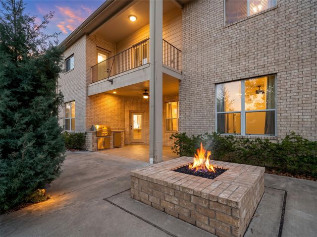 13601 Falcon Court, Montgomery, TX 77356
