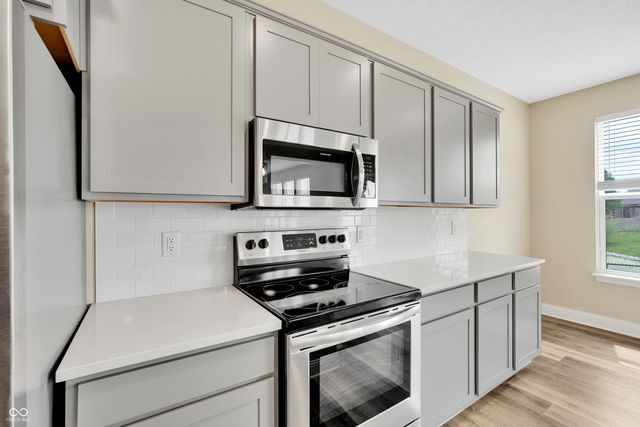 13174 N Departure Boulevard E, Camby, IN 46113